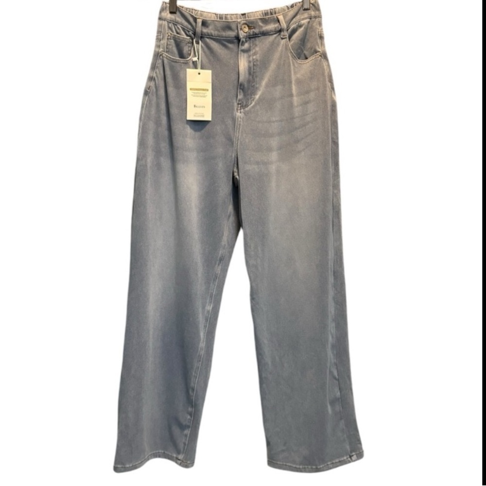 NWT Elleven Jeans Light Blue Loose Fit Straight Leg High Waisted Womens Large - Picture 15 of 16